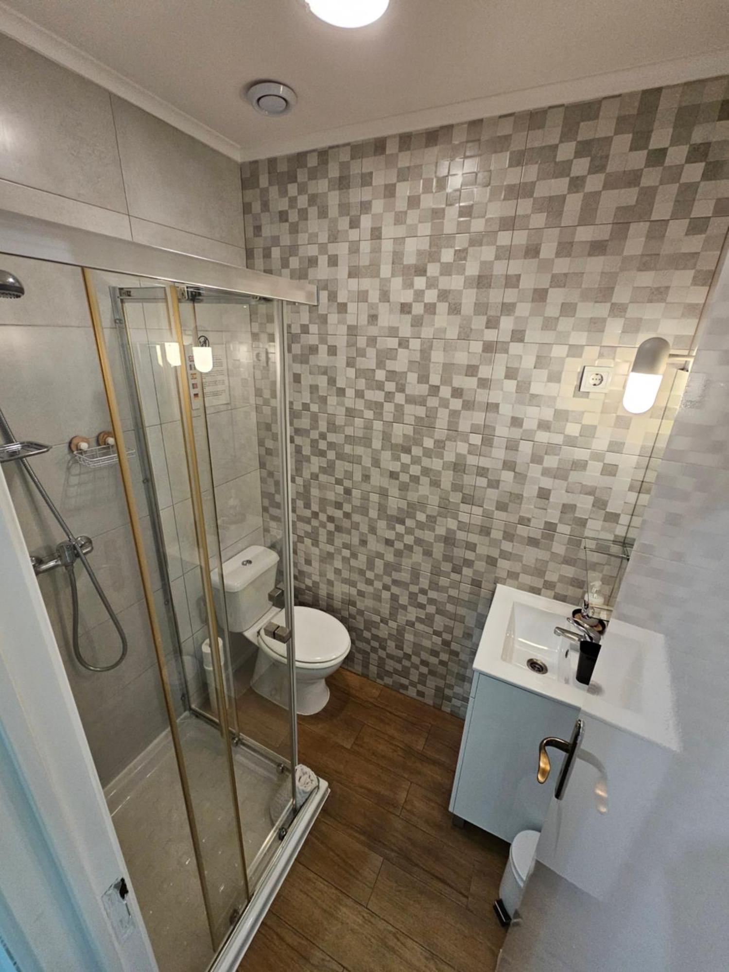 Queiros, 6 Apartamento *