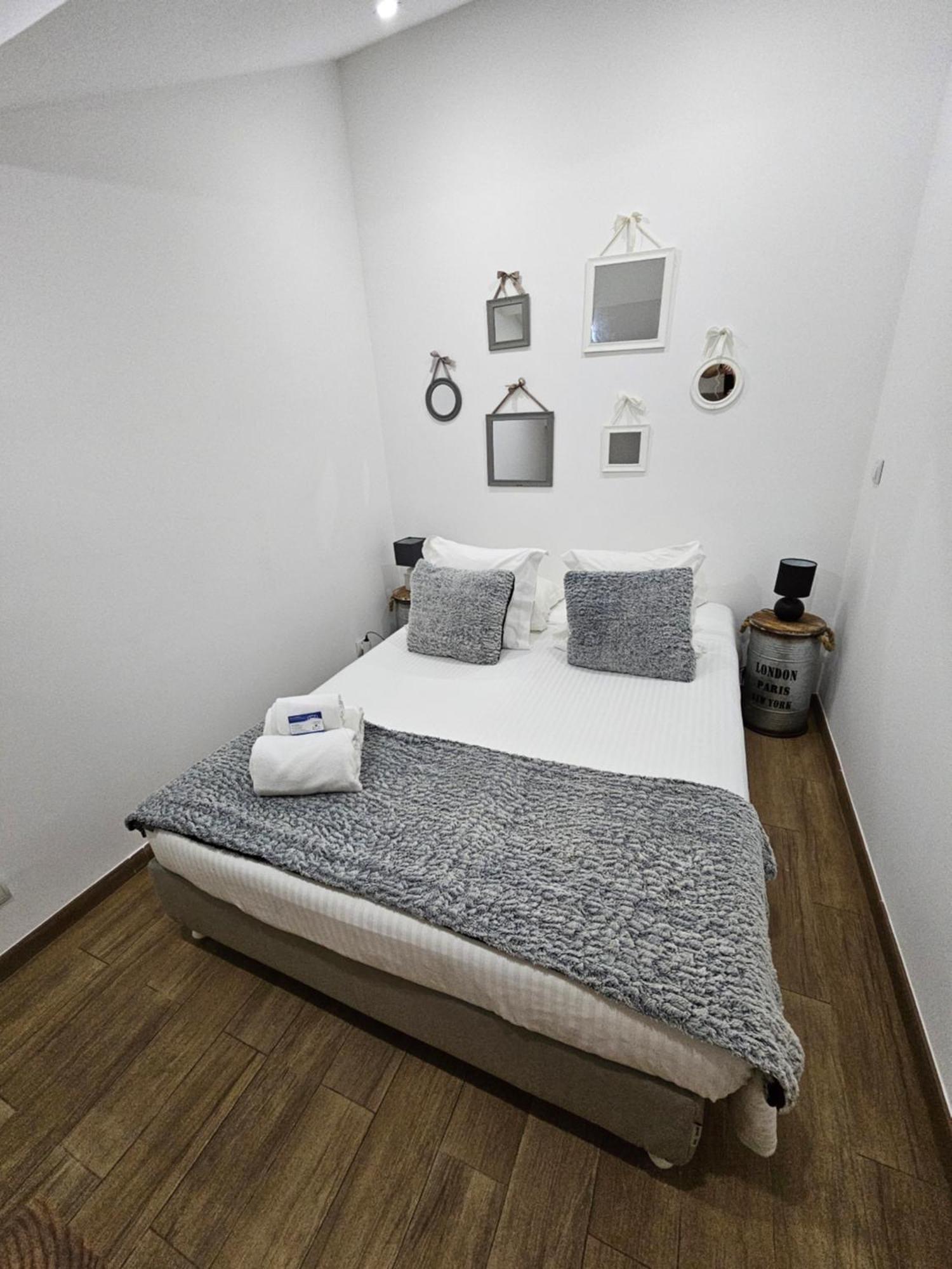 Queiros, 6 * Lisboa