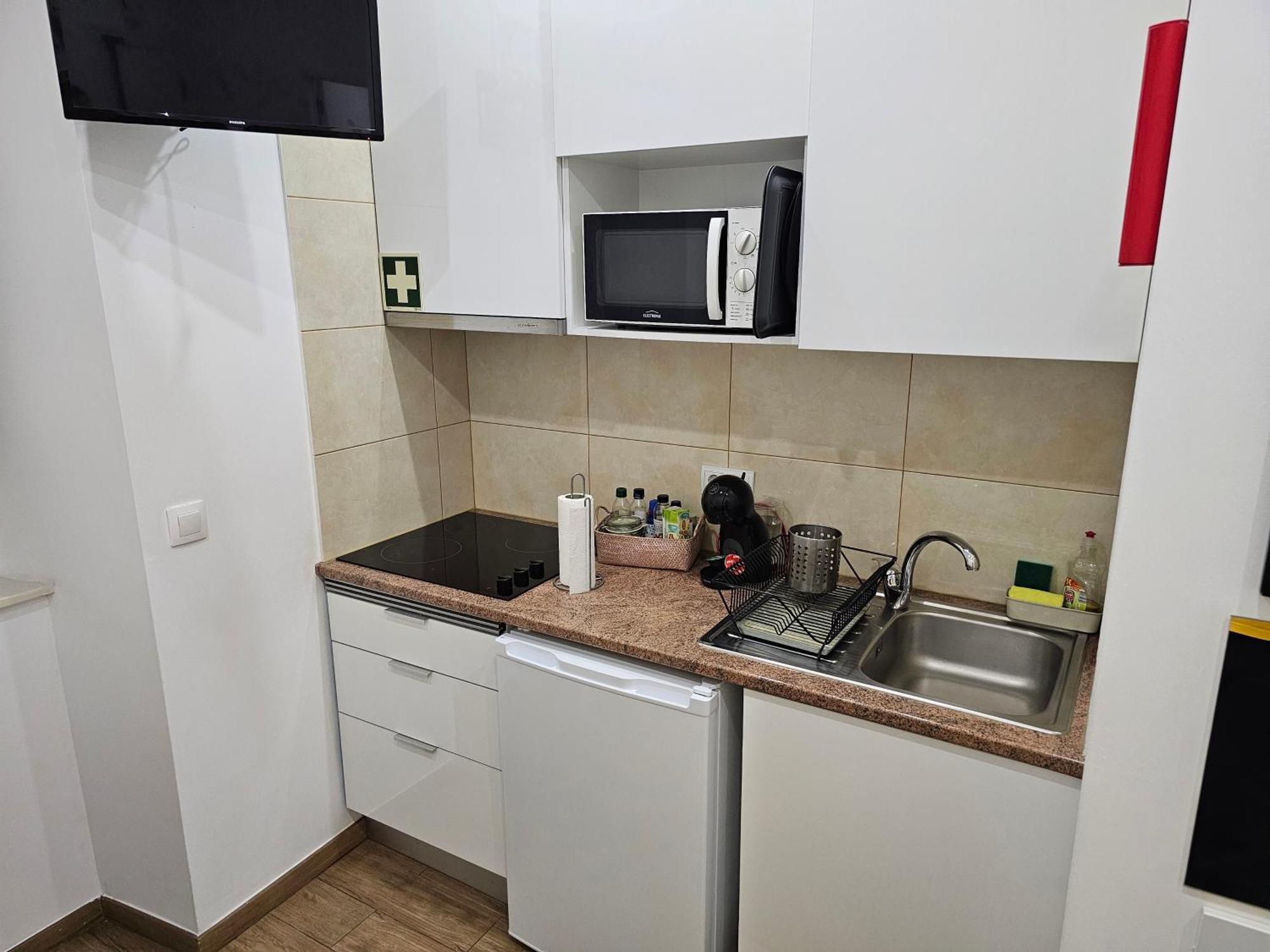 Apartamento Queiros, 6 *